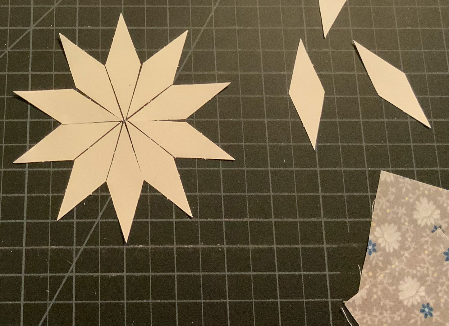 English Paper Piecing Diamonds- 36° -10 point - CARDSTOCK